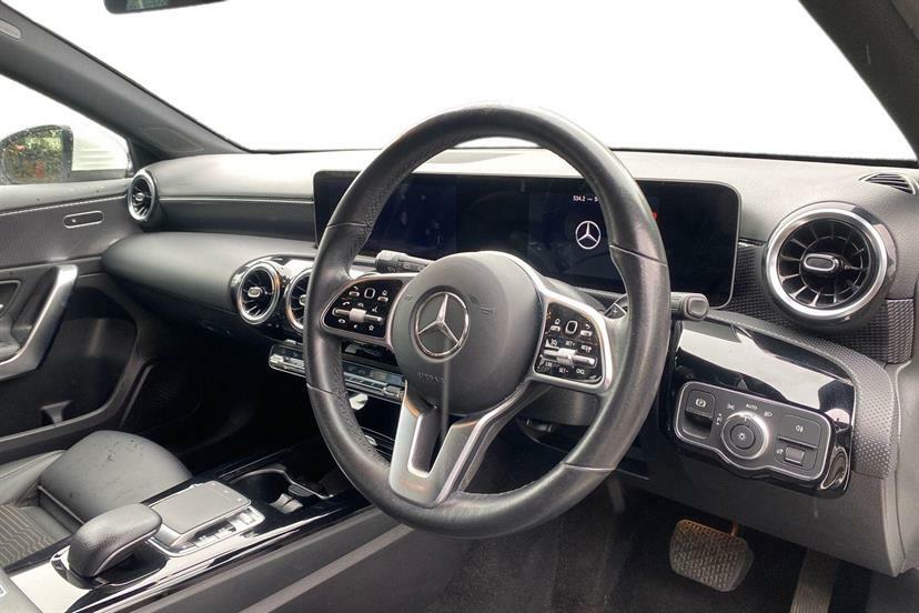 Mercedes-Benz A Class A180d Sport Executive RA68KNB White #5