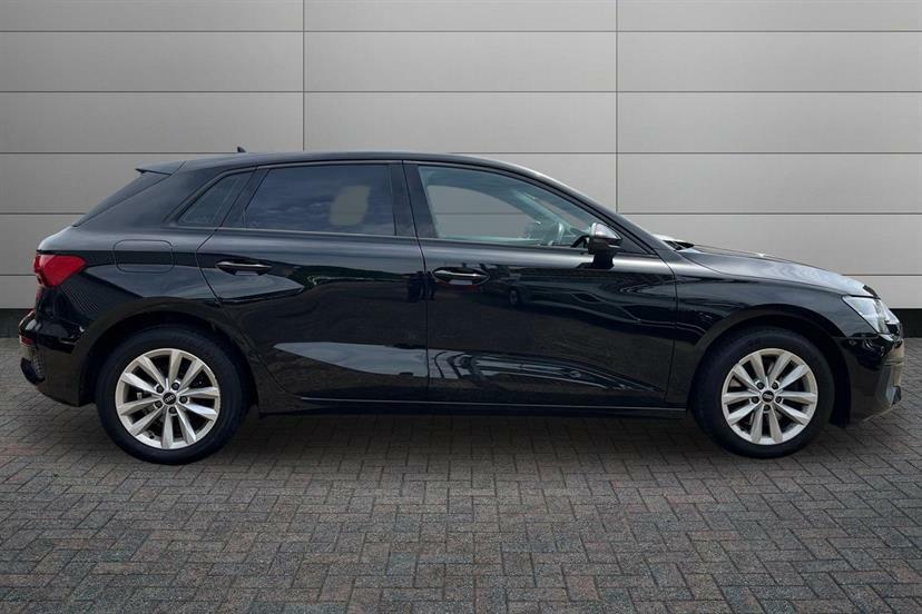 Audi A3 30 Tfsi Technik EJ70HJF Black #4