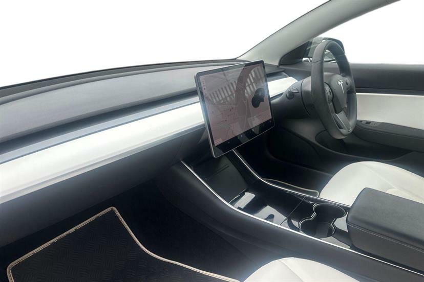 Tesla Model 3 Standard Plus Black #2