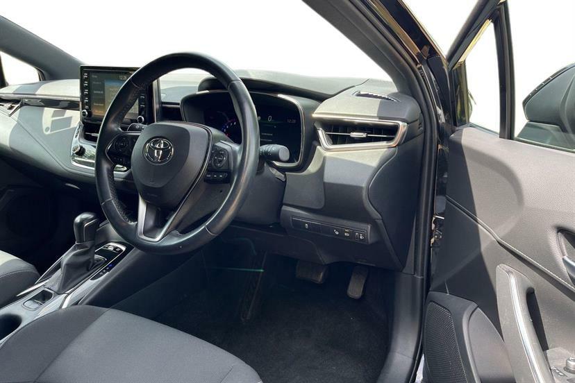 Toyota Corolla 2.0 Vvt-i Hybrid Design Cvt FG70NME Black #2