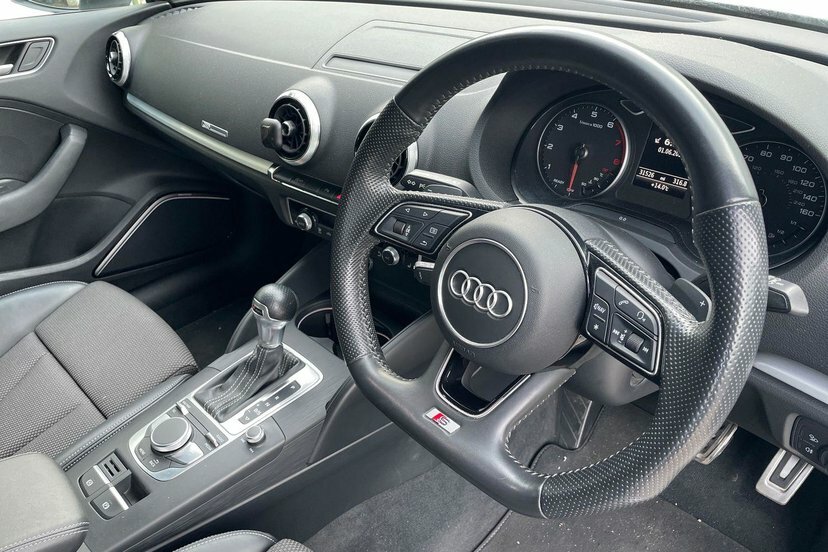 Audi A3 1.0 Tfsi Black Edition Sportback S Tron White #6