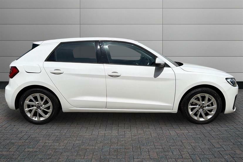Audi A1 30 Tfsi 110 Sport White #4