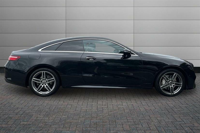 Mercedes-Benz E Class E220d Amg Line Premium 9G-tronic BD18CYX Black #3
