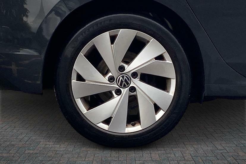 Volkswagen Golf 1.5 Tsi 150 Style MD21XUF Grey #5