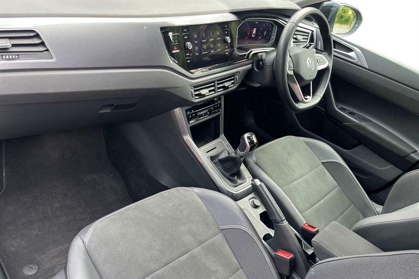 Volkswagen Taigo 1.0 Tsi 110 Style GF74FHV Silver #2