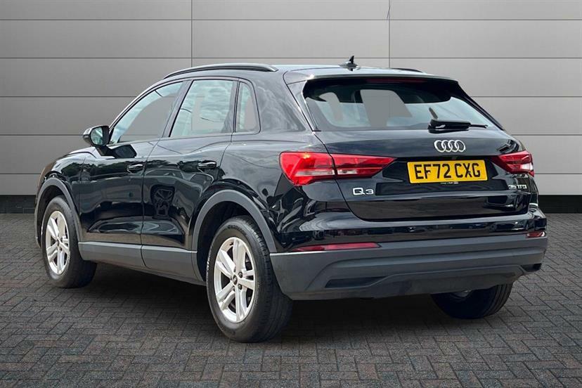 Audi Q3 35 Tfsi Technik Comfortsound Pack EF72CXG Black #3