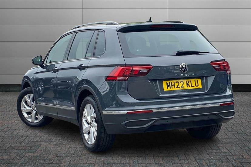Volkswagen Tiguan 1.5 Tsi 150 Life Grey #3