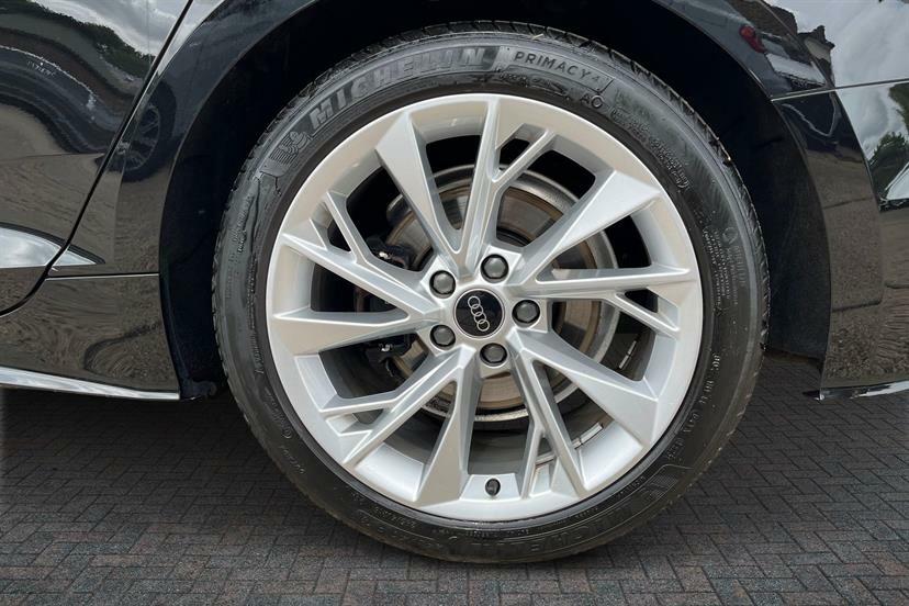 Audi A5 35 Tfsi Sport S Tronic GX24WXG Black #5