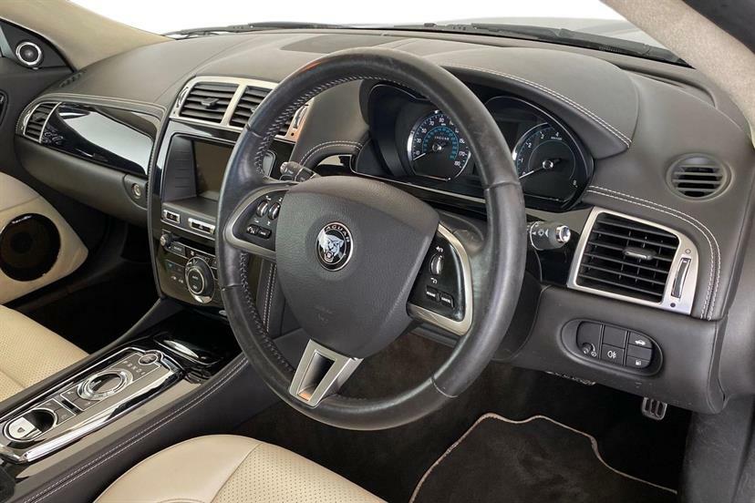 Jaguar XK 5.0 V8 Signature Euro 5 Black #9