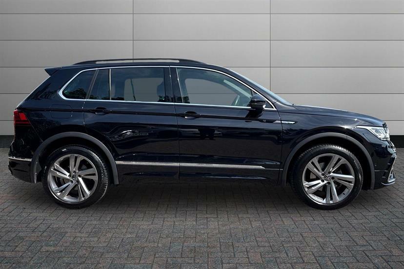 Volkswagen Tiguan 1.5 Tsi 150 R-line Edition Dsg HG23AHL Black #4
