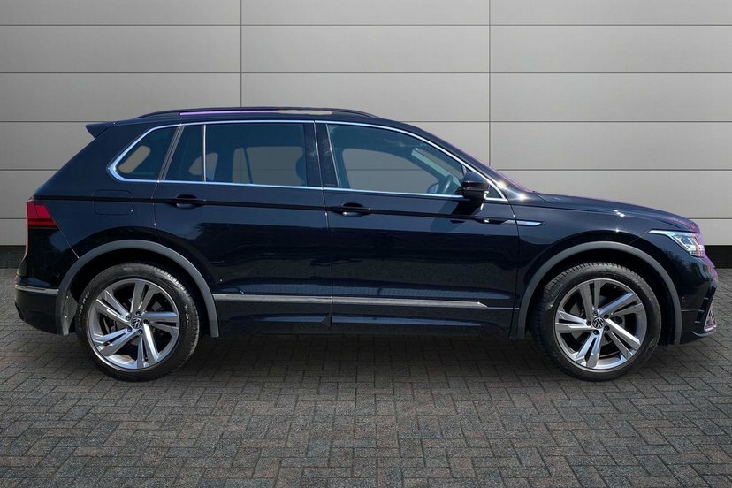 Volkswagen Tiguan 1.5 Tsi R-line Edition Suv Dsg 150 Ps HG23AHL Black #4