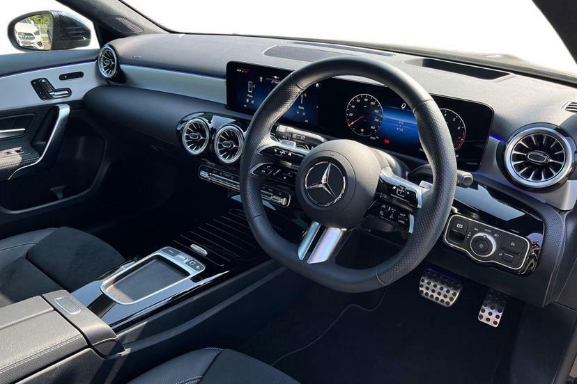 Mercedes-Benz A Class A180 Amg Line Premium Plus Black #5