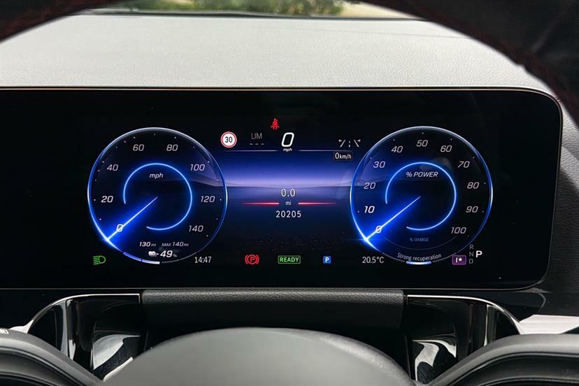 Mercedes-Benz EQA 350 4M 215Kw Amg Line Premium 66.5Kwh ME74ZKA Red #6