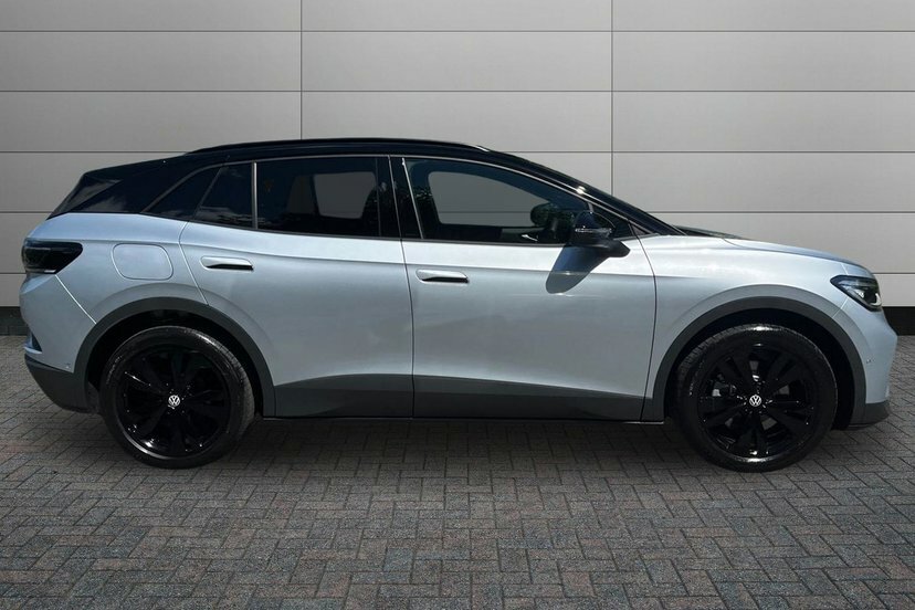 Volkswagen ID.4 Pro 77Kwh Black Edition Suv 286 GF26KOB Black #4