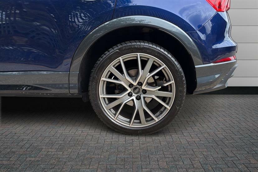 Audi Q3 35 Tfsi Black Edition S Tronic Tech Pack EX24UTL Blue #5