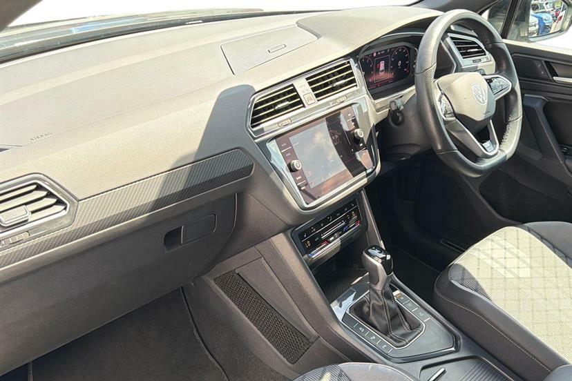 Volkswagen Tiguan 1.5 Tsi 150 Black Edition Dsg MA24VPV Grey #2