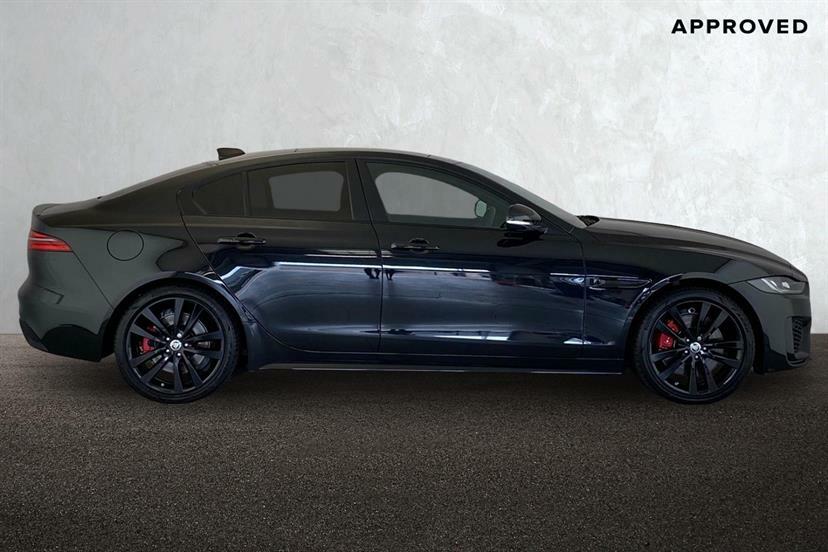 Jaguar XE 2.0 P300 Sport Awd Black #5
