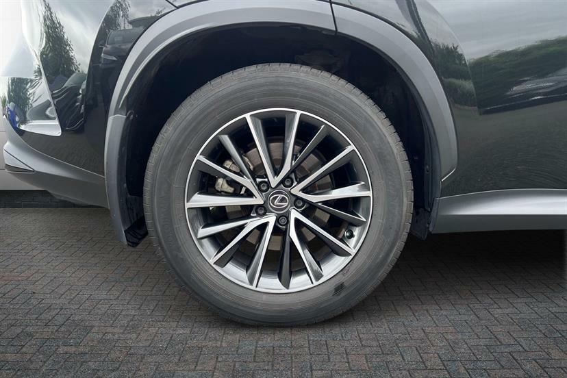 Lexus NX 350H 2.5 E-cvt Premium Packpan Roof Black #5