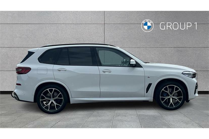 BMW X5 Xdrive30d Mht M Sport White #3