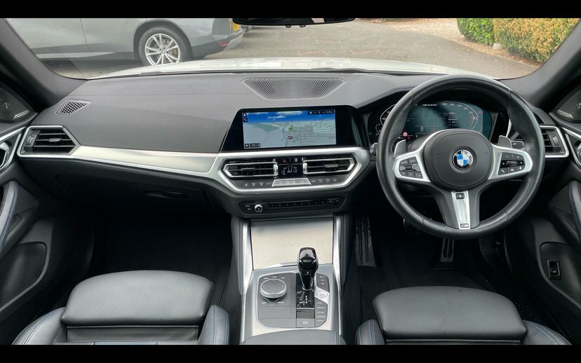 BMW 4 Series Gran Coupe M440i Xdrive Gran Coupe White #4