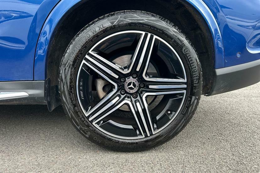Mercedes-Benz GLC Class 220D 4Matic Amg Line Premium 9G-tronic YK73LZR Blue #4