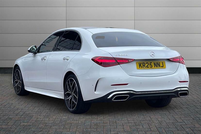 Mercedes-Benz C Class C300d Amg Line Premium Plus 9G-tronic KR25NNJ White #2