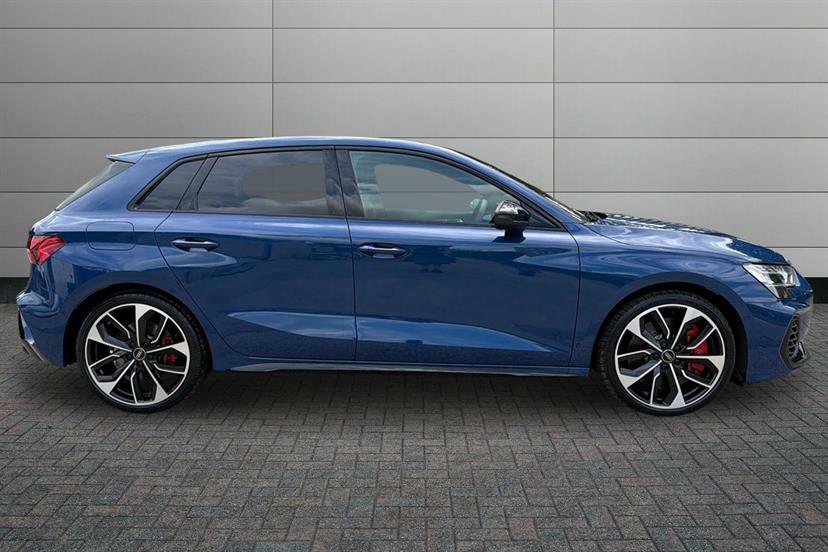 Audi A3 S3 Tfsi Quattro 333 Black Edition S Tronic EF75KKT Blue #4