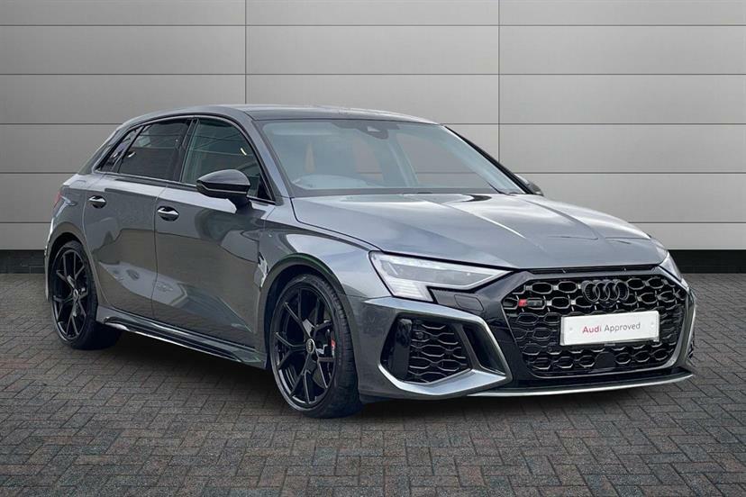 2022 Audi RS3