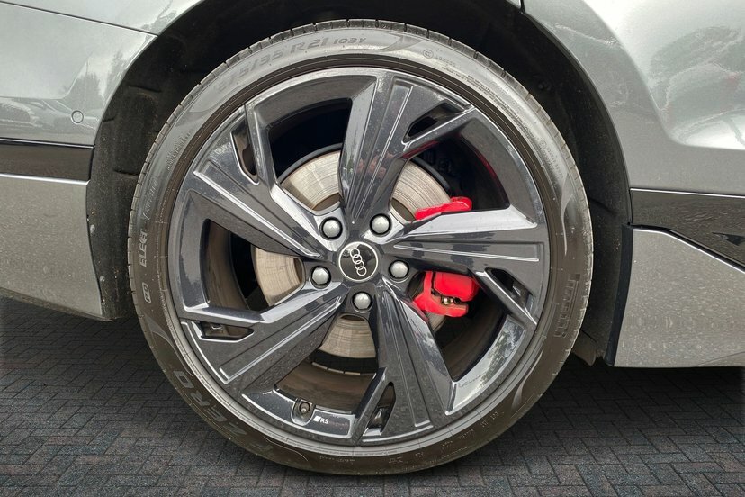 Audi A6 E-tron Avant 100Kwh Performance Launch Edition Estate Elect Grey #5