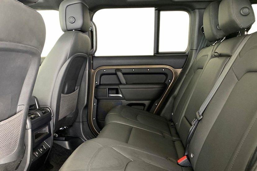 Land Rover Defender 110 3.0 D250 Mhev X-dynamic Hse Suv 4W EY25OBK #4