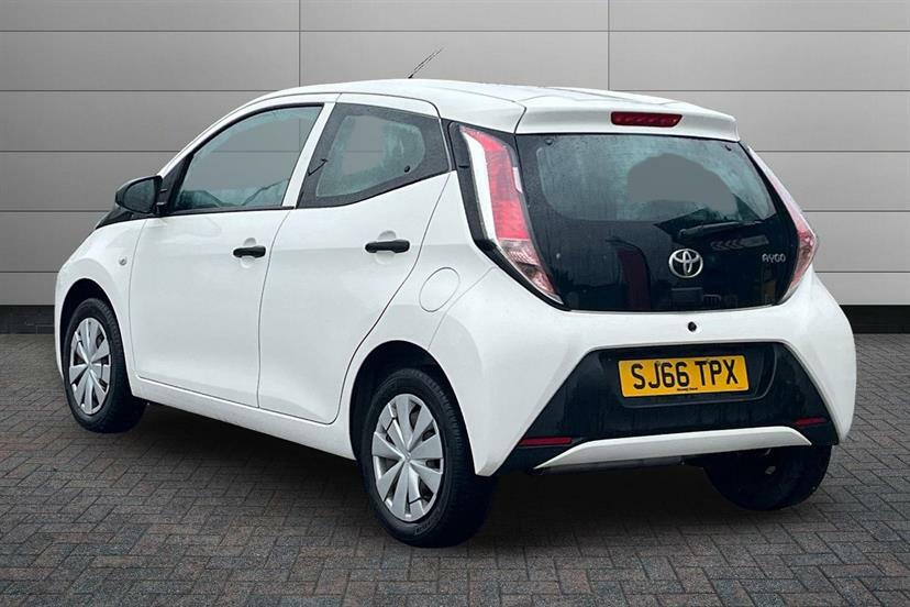 Toyota Aygo 1.0 Vvt-i X White #3