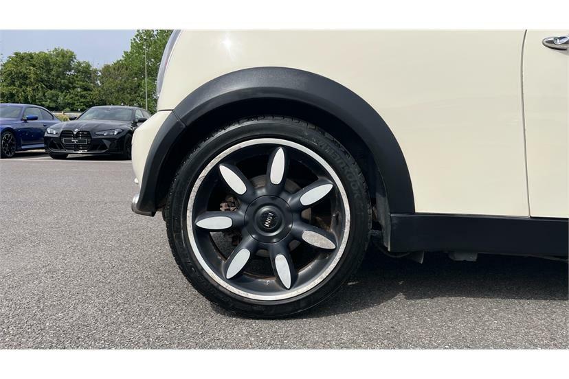 Mini Convertible 1.6 Cooper Sidewalk Silver #13
