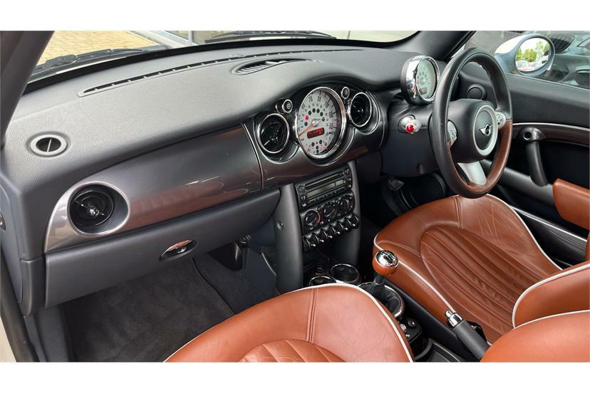 Mini Convertible 1.6 Cooper Sidewalk Silver #7