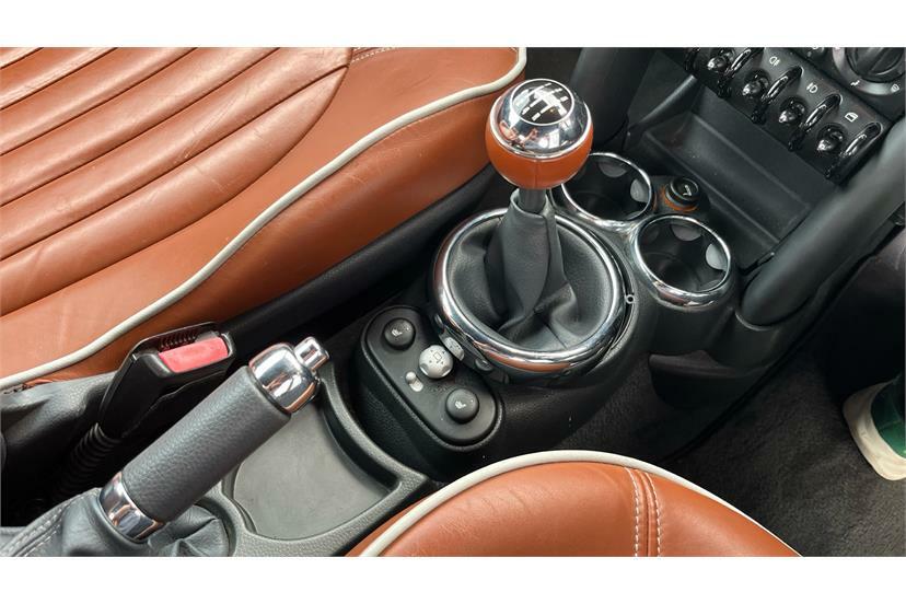 Mini Convertible 1.6 Cooper Sidewalk Silver #10