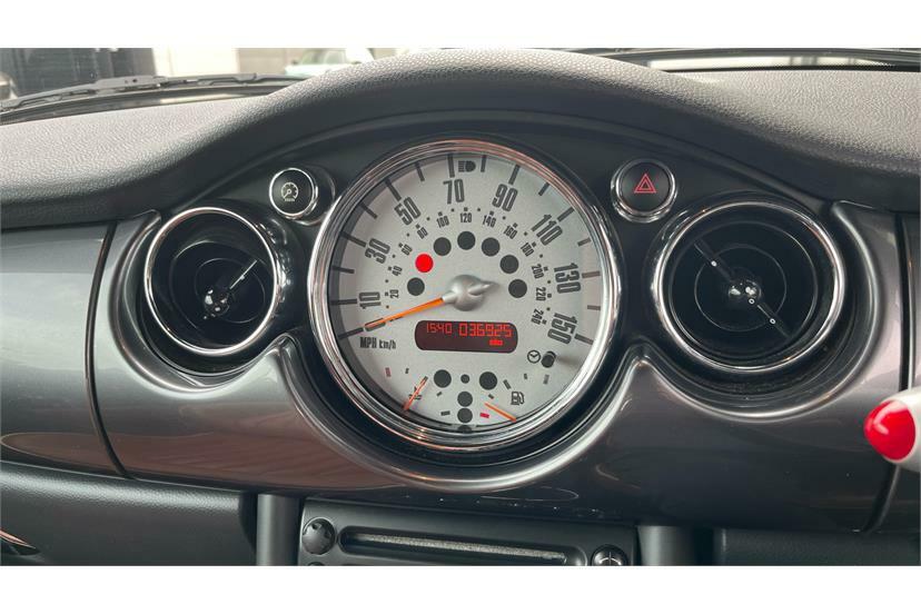 Mini Convertible 1.6 Cooper Sidewalk Silver #8
