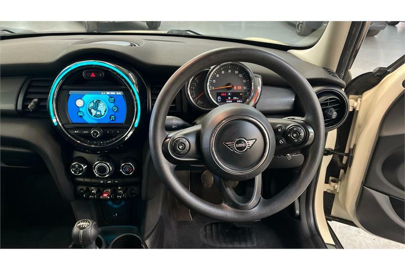 Mini Hatch 1.5 Cooper Classic II EX20XYA White #5