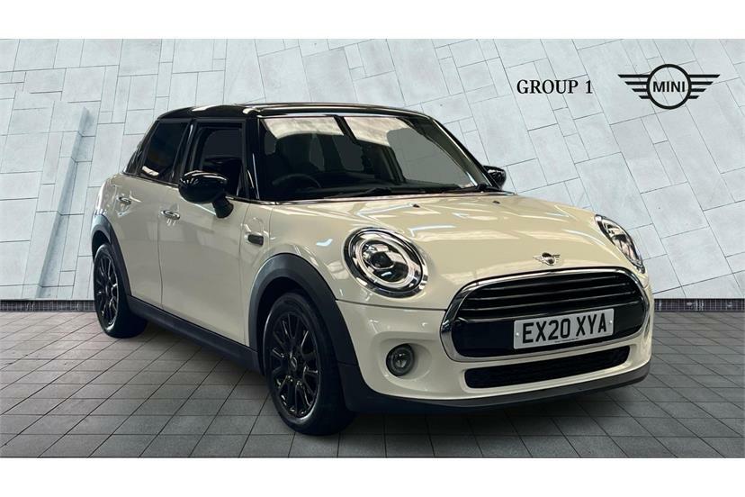 Mini Hatch 1.5 Cooper Classic II White