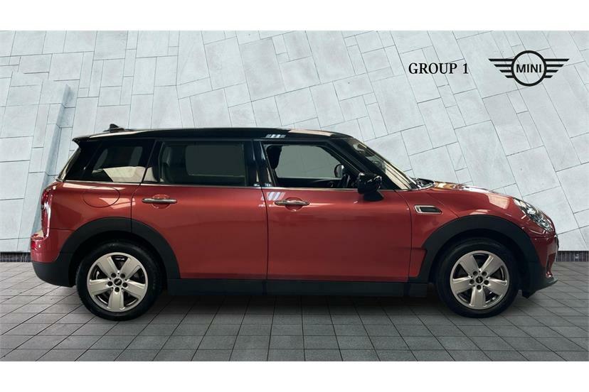 Mini Clubman 1.5 Cooper Classic 6Dr Red #3