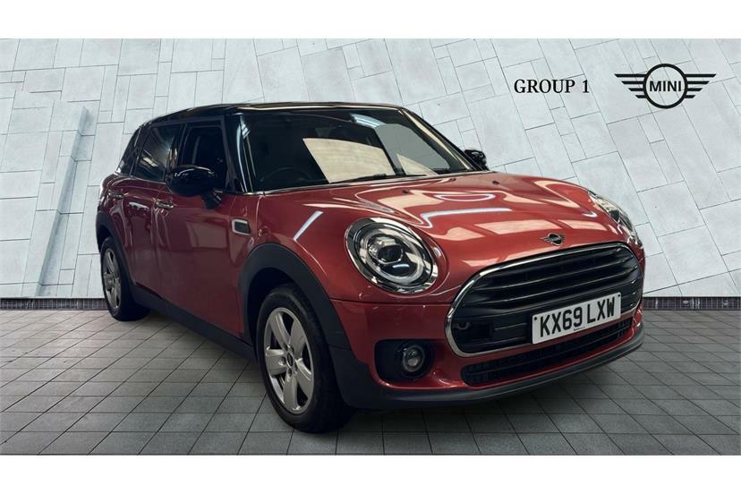 Mini Clubman 1.5 Cooper Classic 6Dr Red