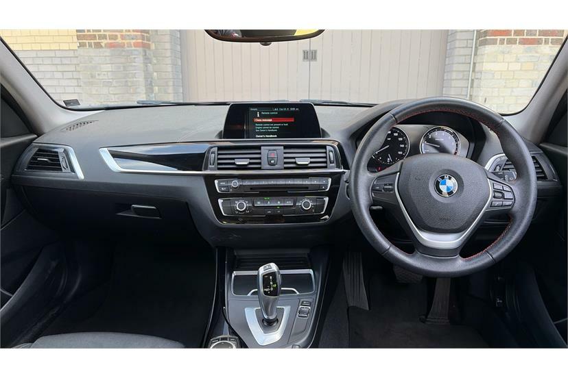BMW 1 Series 118I 1.5 Sport Navservotronic Step HX68WSK Black #4