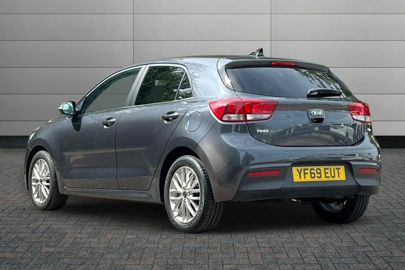 Kia RIO 1.4 3 Hatchback 6 Spd 98 Bhp YF69EUT Grey #3