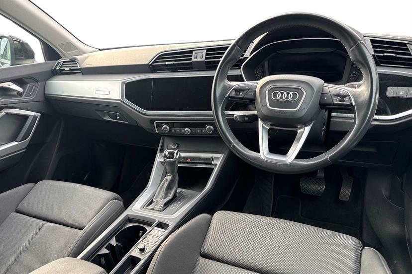 Audi Q3 35 Tdi Sport S Tronic EO69LZS Black #6