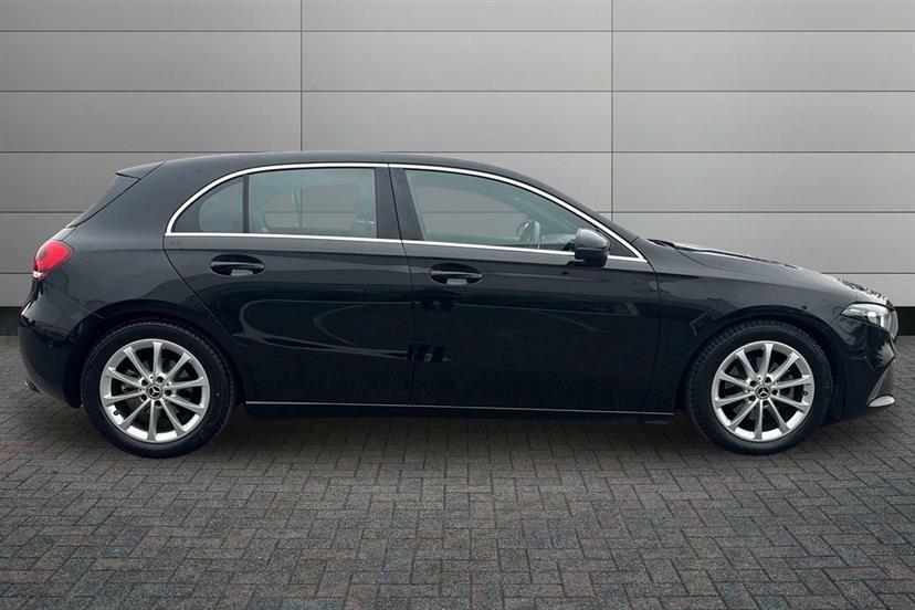 Mercedes-Benz A Class A180d Sport Executive KP68TXB Black #4