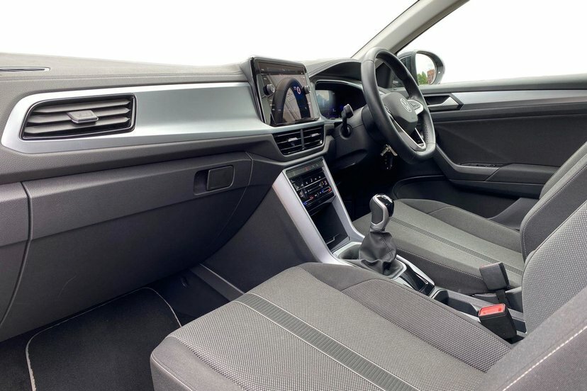 Volkswagen T-Roc 1.0 Tsi Life Suv 110 Ps LS23OMX Black #2