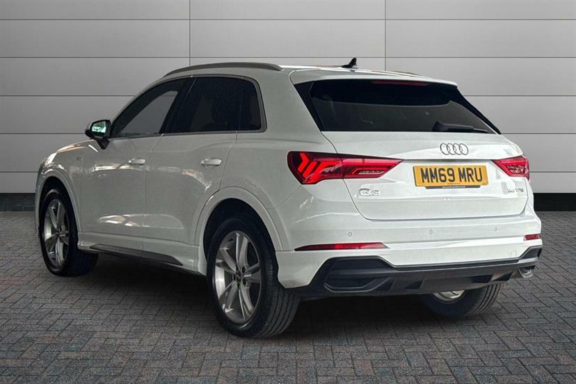 Audi Q3 35 Tfsi S Line Comfortsound Pack MM69MRU White #3
