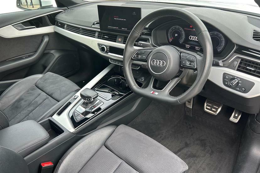 Audi A4 35 Tfsi S Line S Tronic LO72YCG White #6