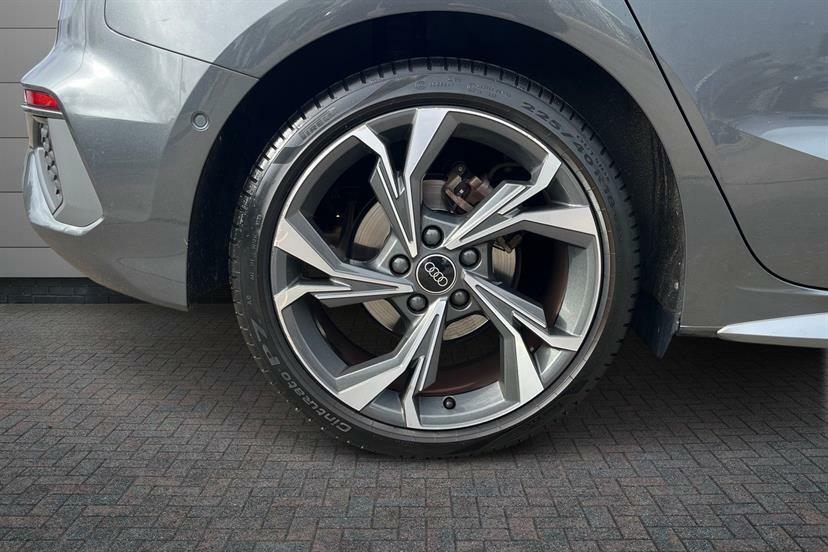 Audi A3 30 Tfsi S Line S Tronic Comfortsound EJ23OBG Grey #5