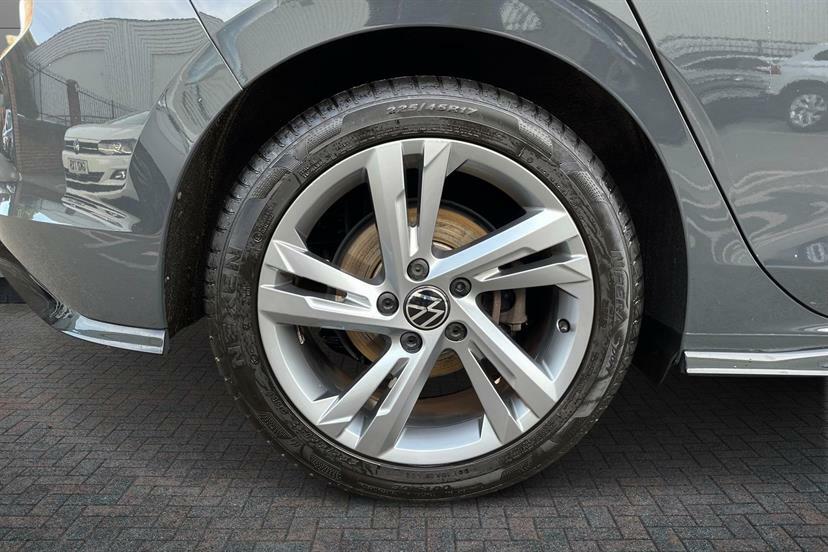 Volkswagen Golf 1.5 Etsi 150 R-line Dsg GF73AZR Grey #5