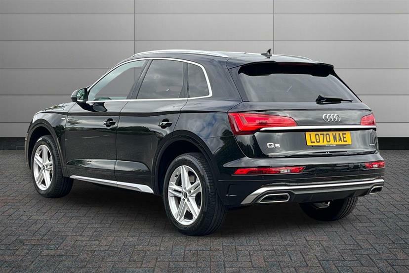 Audi Q5 45 Tfsi Quattro S Line S Tronic LO70WAE Black #3