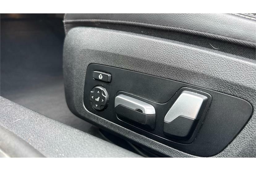 BMW 8 Series 840I Auto Black #24